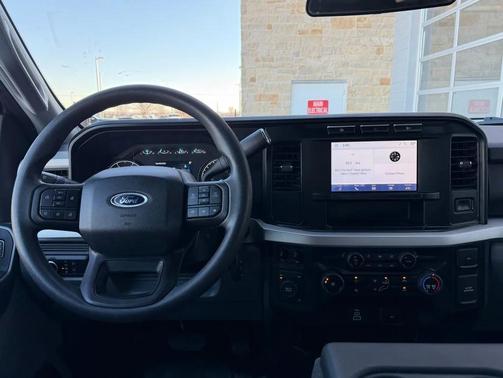 2024 Ford F-350 XLT