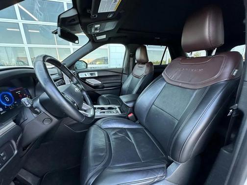2022 Ford Explorer Platinum