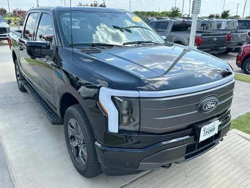 2025 Ford F-150 Lightning LARIAT