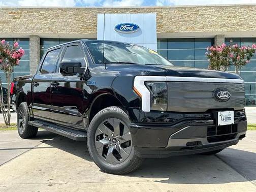 2025 Ford F-150 Lightning LARIAT
