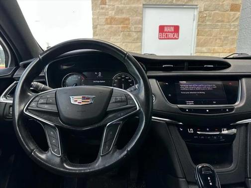2020 Cadillac XT5 Premium Luxury