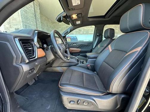 2023 GMC Canyon Base