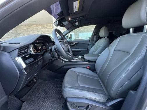 2022 Audi Q8 55 Premium Plus
