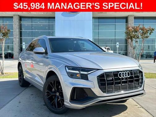 2022 Audi Q8 55 Premium Plus