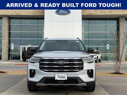 2026 Ford Explorer Active w/200A Pkg