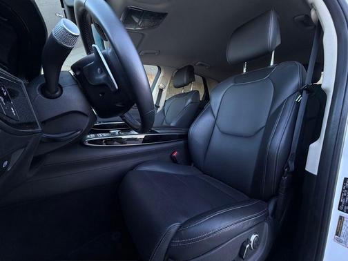 2025 Genesis GV70 2.5T AWD