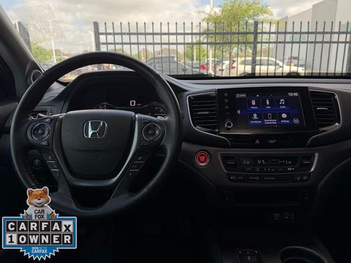 Lunar Silver 2023 Honda Ridgeline RTL