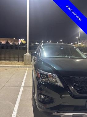 2019 Nissan Pathfinder SL