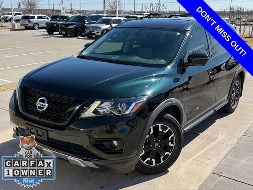 2019 Nissan Pathfinder SL