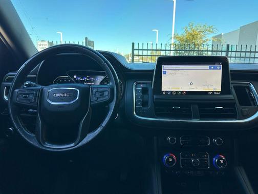 2021 GMC Yukon 4WD AT4