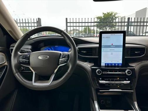 2021 Ford Explorer Platinum