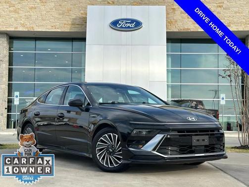 2024 Hyundai SONATA Hybrid SE