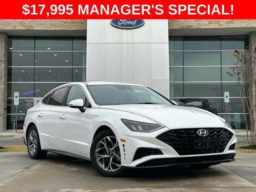 2023 Hyundai SONATA SEL