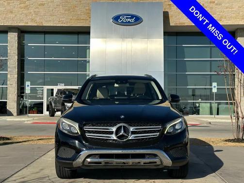 2016 Mercedes-Benz GLC 300 Base
