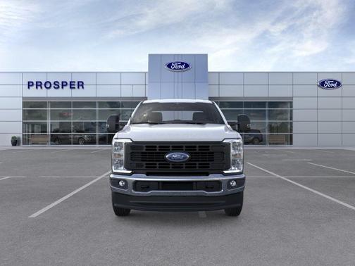 Oxford White 2026 Ford F-250 XL