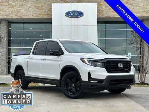 2023 Honda Ridgeline Black
