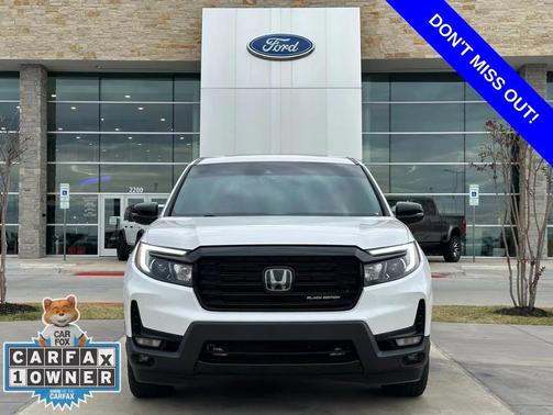 2023 Honda Ridgeline Black