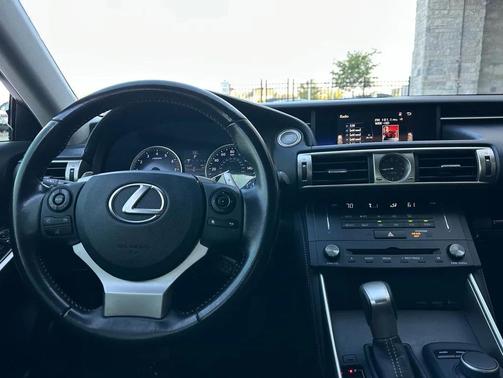 2016 Lexus IS 200t Base