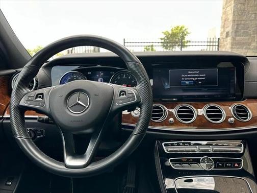 2017 Mercedes-Benz E-Class 4MATIC