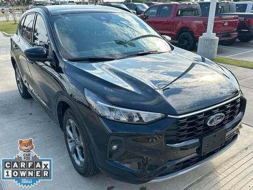2023 Ford Escape ST-Line Select