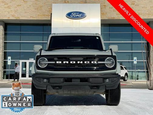 2023 Ford Bronco Outer Banks