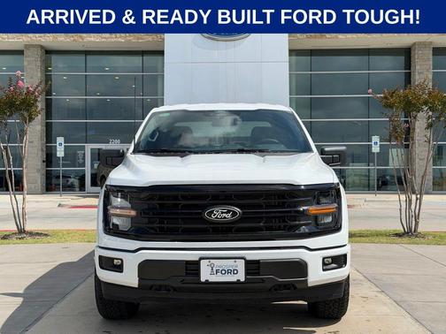 Oxford White 2026 Ford F-150 XLT