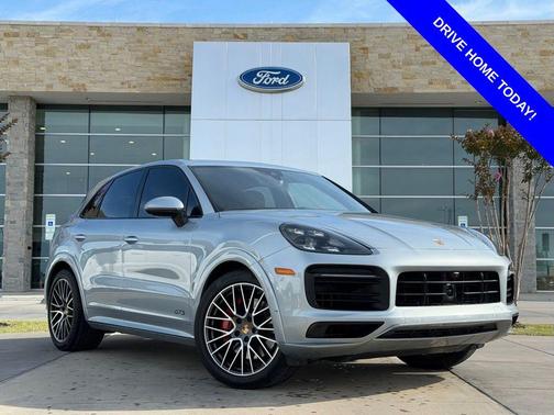 Dolomite Silver 2021 Porsche Cayenne GTS