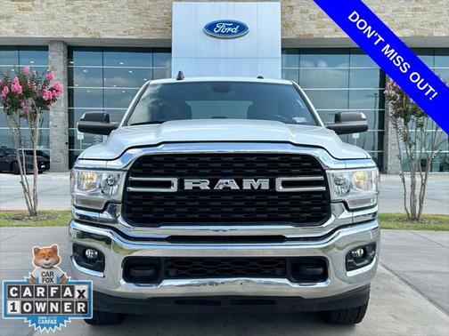 2022 RAM 2500 Big Horn Crew Cab 4x4 6'4' Box