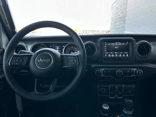 2023 Jeep Gladiator Willys 4x4