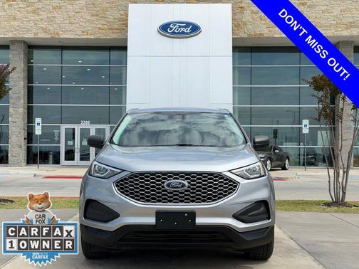 Iconic Silver 2024 Ford Edge SE