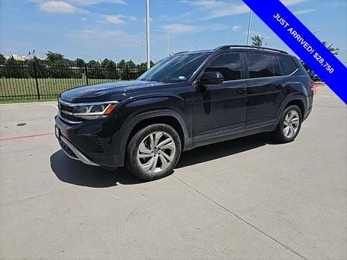2022 Volkswagen Atlas 2.0T SE w/Technology