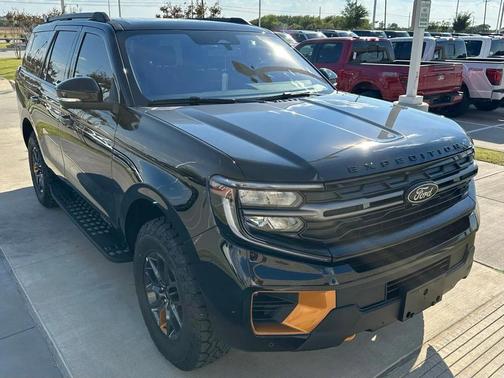 2025 Ford Expedition Tremor
