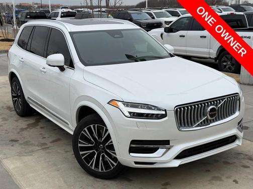 2025 Volvo XC90 Plug-In Hybrid T8 Plus 7-Seater