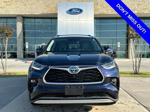 2021 Toyota Highlander Hybrid Platinum