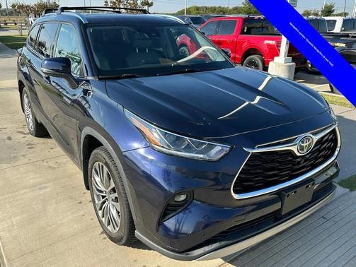 2021 Toyota Highlander Hybrid Platinum