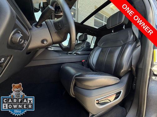 Midnight Sky 2024 Jeep Grand Wagoneer L Series II 4x4