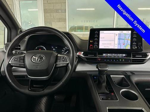 2023 Toyota Sienna XSE 7 Passenger