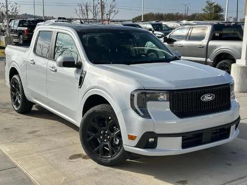 2026 Ford Maverick Lobo Standard