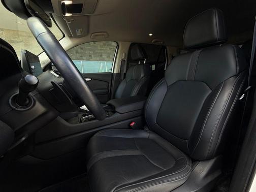 Platinum White Pearl 2024 Honda Pilot EX-L 7 Passenger
