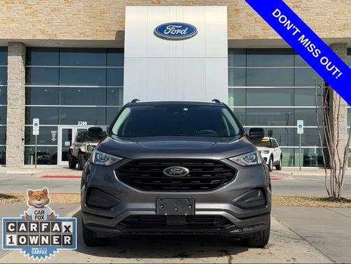 2022 Ford Edge SE