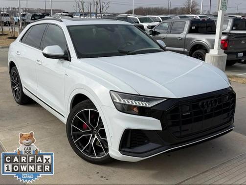 2023 Audi Q8 55 Premium Plus