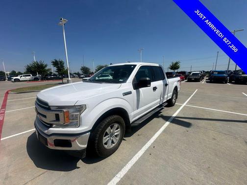 Oxford White 2019 Ford F-150 XLT