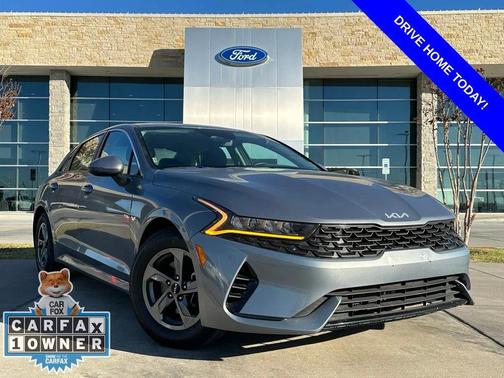 2022 Kia K5 LXS
