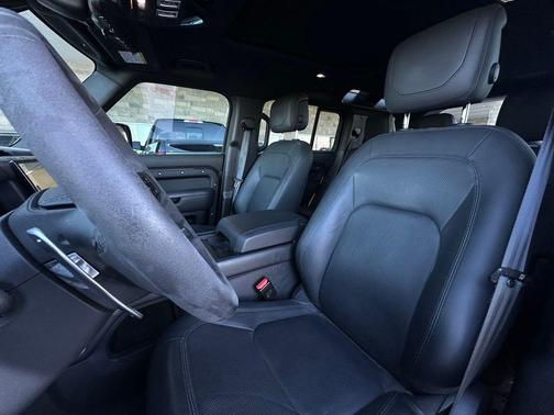 2023 Land Rover Defender 110 Carpathian Edition