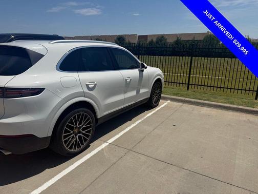 2019 Porsche Cayenne Cayenne