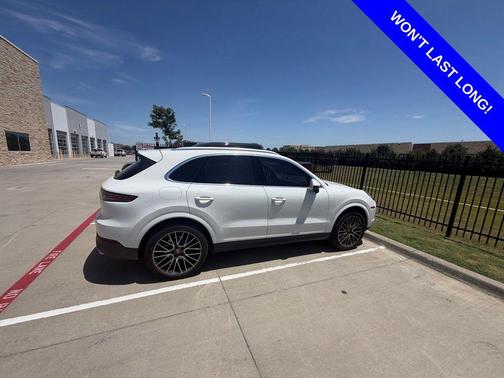 2019 Porsche Cayenne Cayenne