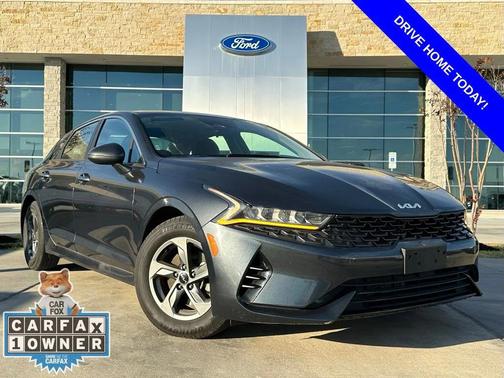 2022 Kia K5 LXS