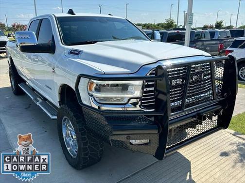 2024 RAM 3500 Laramie Crew Cab 4x4 8' Box