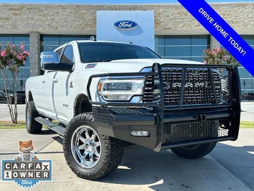 2024 RAM 3500 Laramie Crew Cab 4x4 8' Box