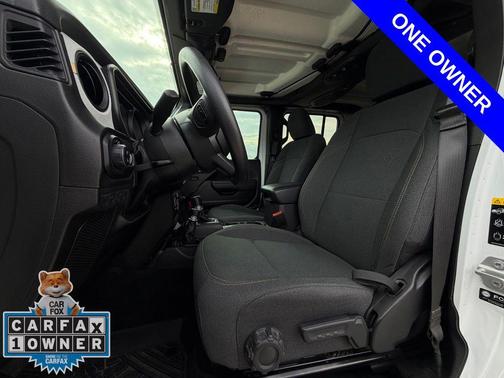 Bright White 2024 Jeep Gladiator Nighthawk